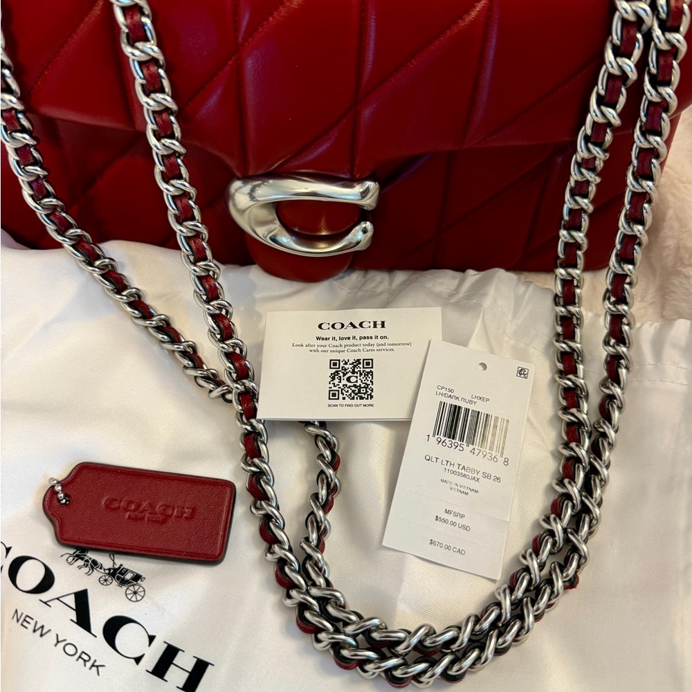 EUC Coach quilted tabby 26 shoulder/crossbody in dark ruby with silver hardware - Picture 5 of 12